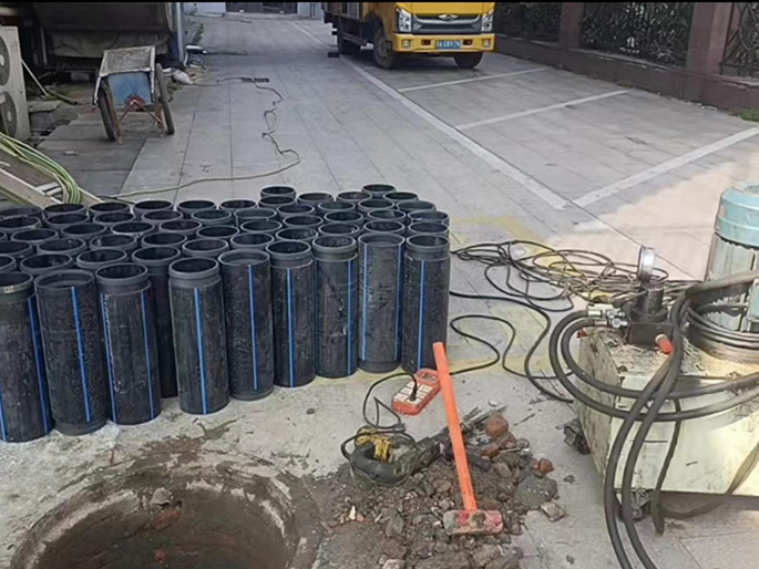 仁化PE置换管厂家 DN315置换管 非开挖管短管置换